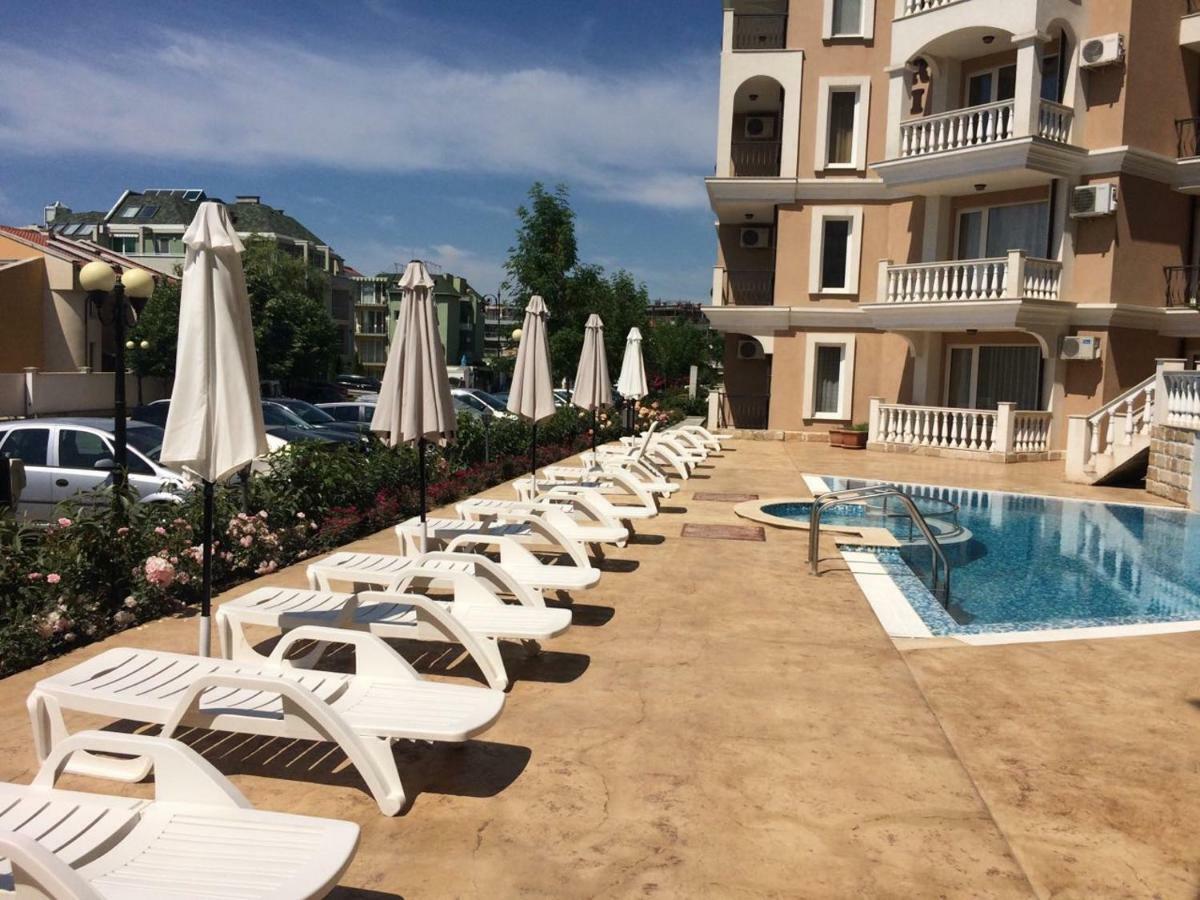Family Lux Apartment Święty Włas Zewnętrze zdjęcie
